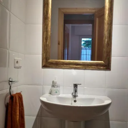 Apartamento A 1 Km De La Playa De Comillas Апартаменты